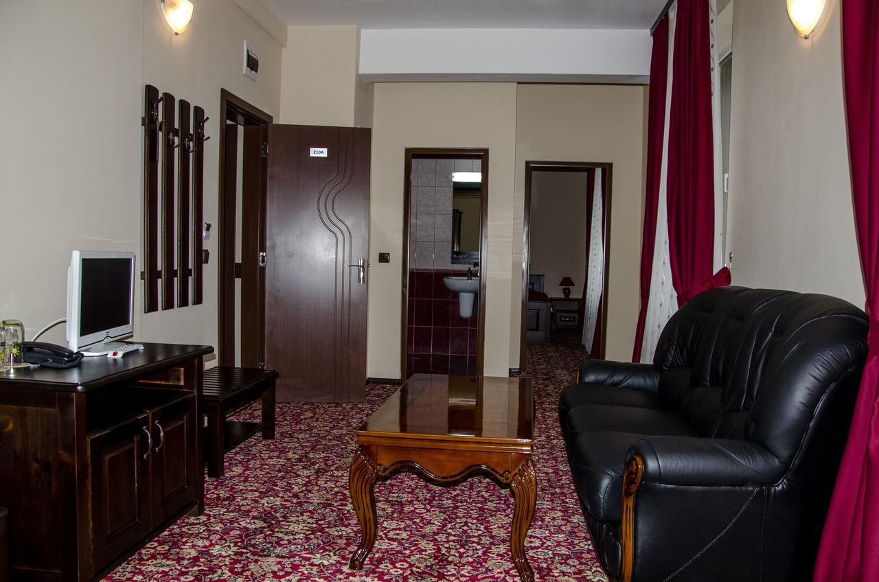 Rubis Hotel Rudozem Kamer foto