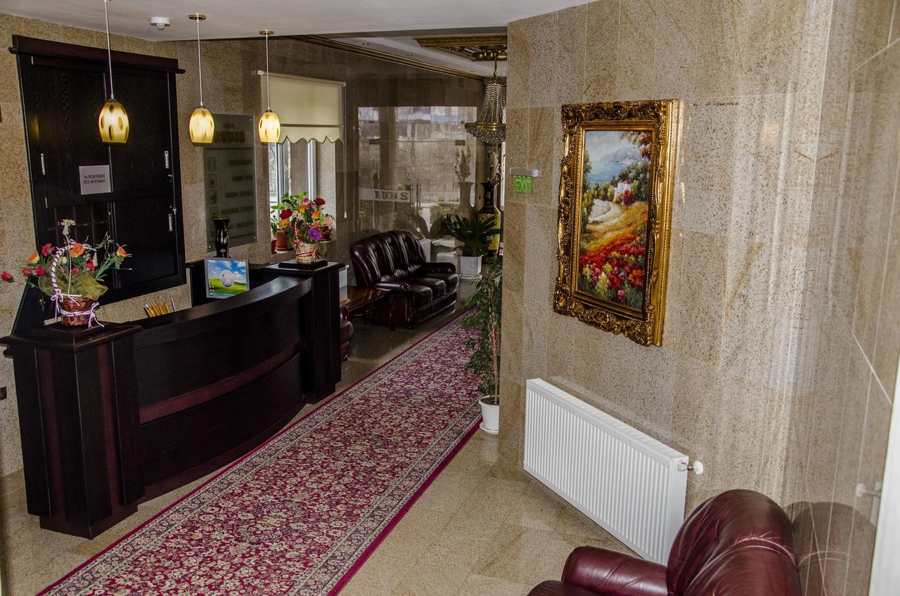 Rubis Hotel Rudozem Buitenkant foto